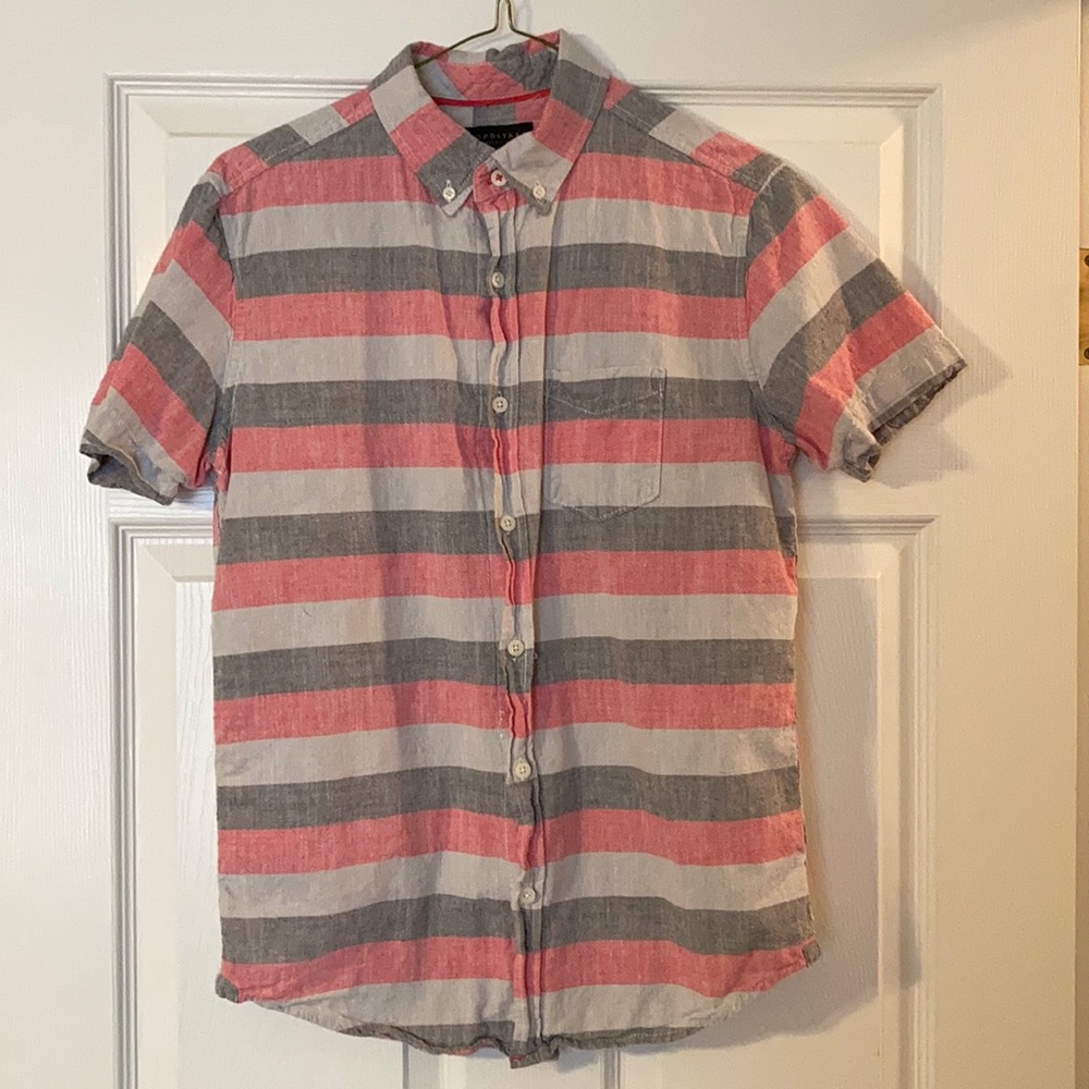 Aèropostale gray and pink casual button up